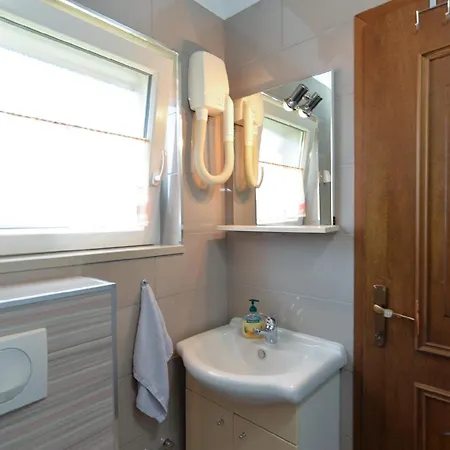 Fuer 3 Personen Ca 50 Qm In Cervar-porat, Istrien Istrische Riviera ポレッチ